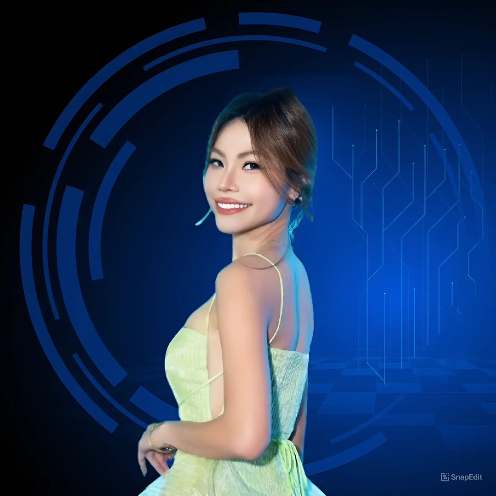 Ms. Lilly Trần