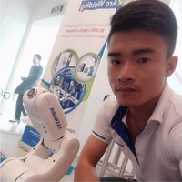 Mr. Hùng