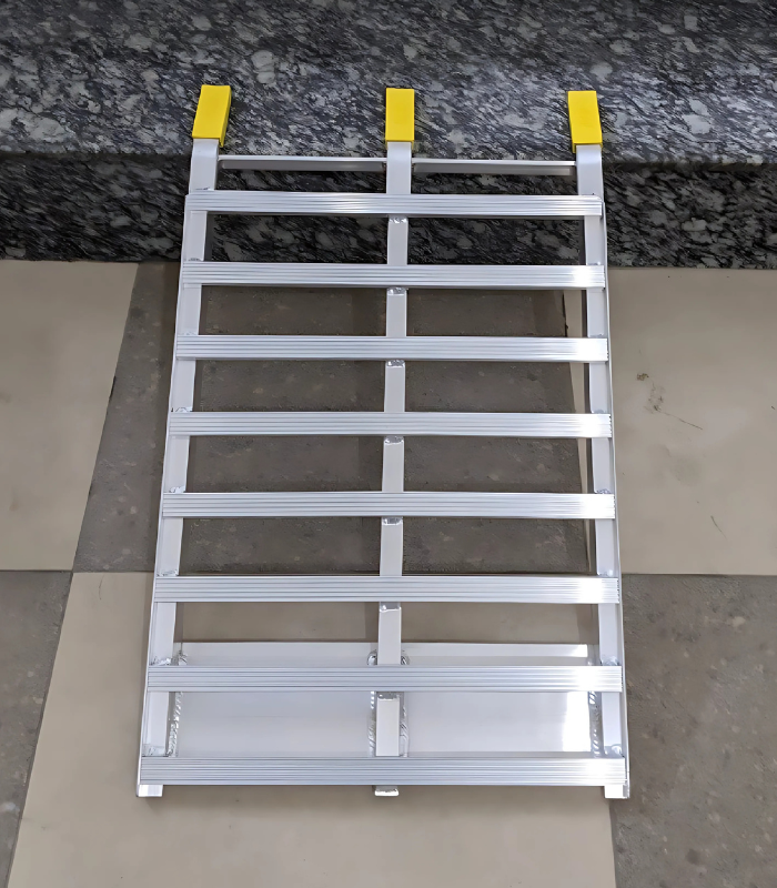 Thang Dắt Xe Máy Hợp Kim Nhôm Siêu Nhẹ 60 x 42 cm