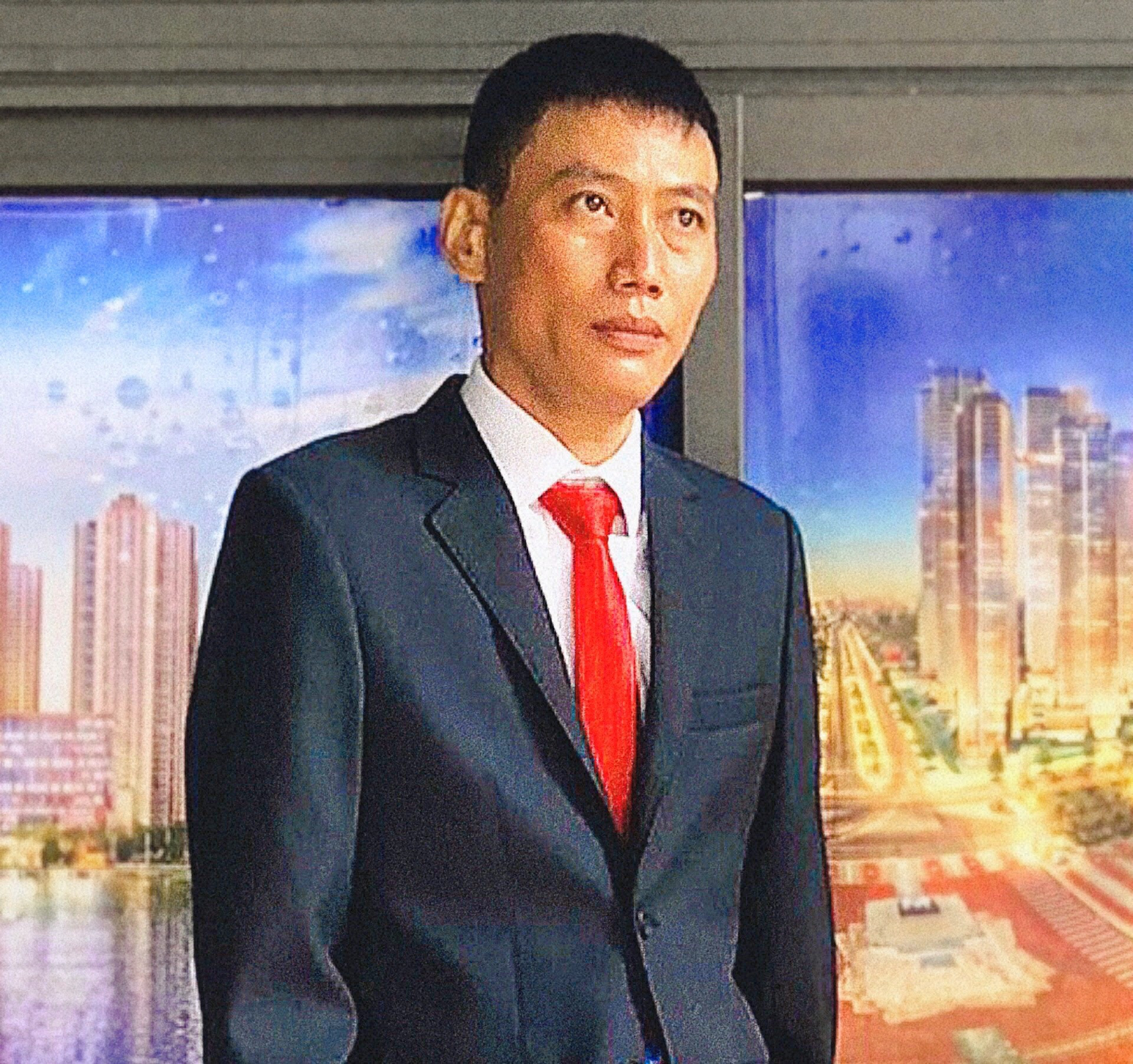 ÔNG NGUYỄN MẠNH HÙNG