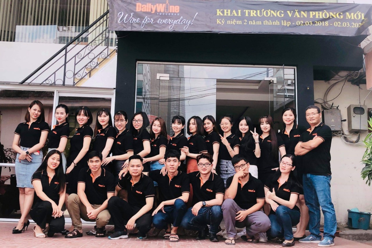 Rượu Vang nhập khẩu 100%