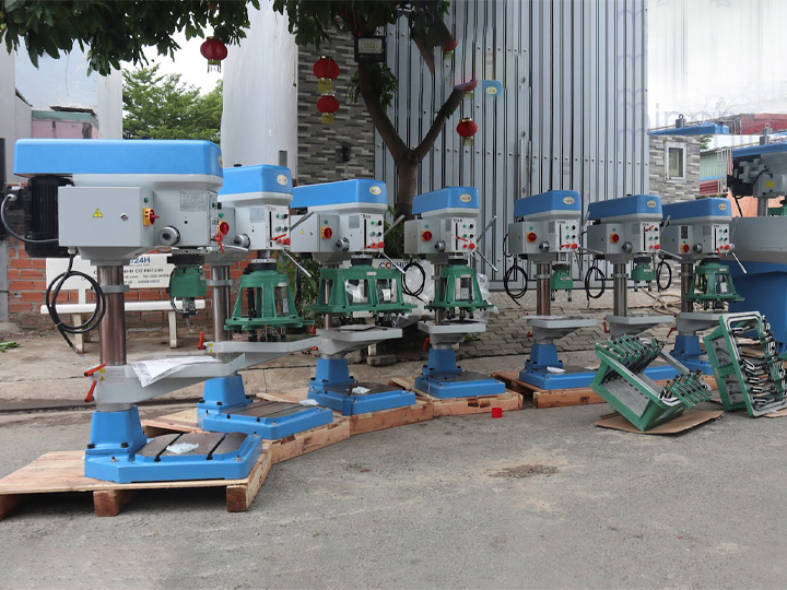 Máy khoan taro nhiều mũi