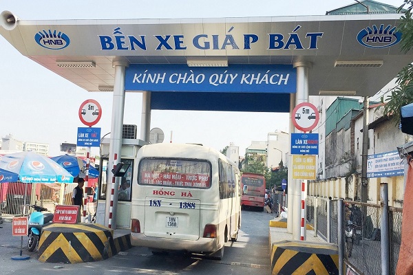 Bến xe Giáp Bát