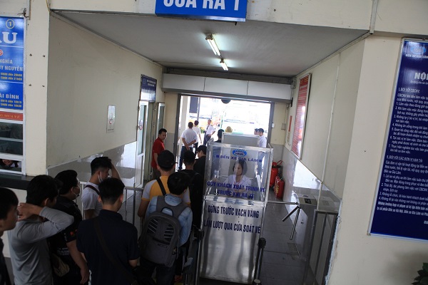 Bến xe Gia Lâm