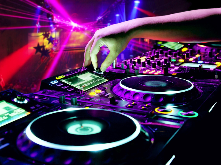 Thiết bị DJ