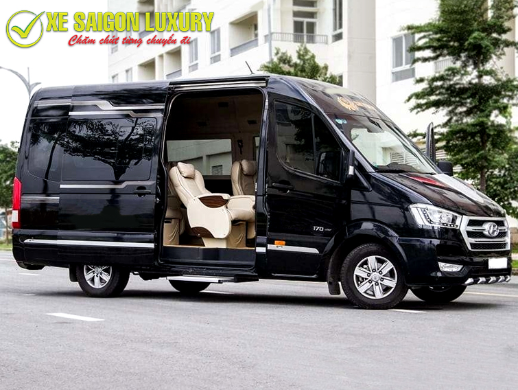 Thuê xe limousine