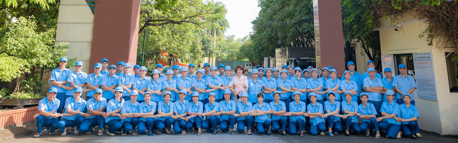 Collective staff of Hapack 277 factory