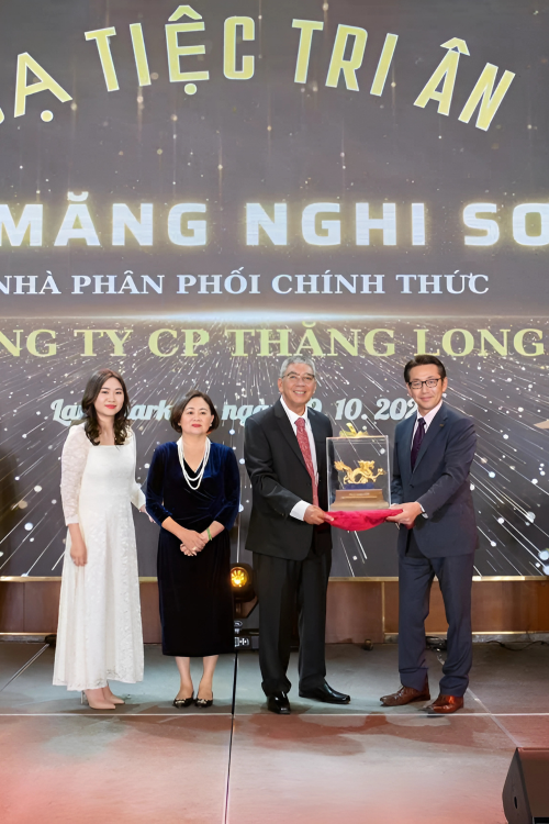 Ông Hoàng Mạnh Cường