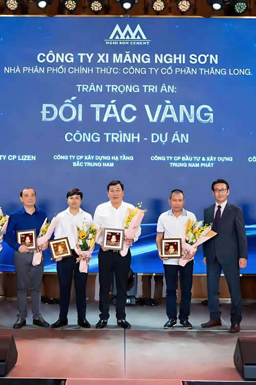 Ông Trịnh Xuân Khang
