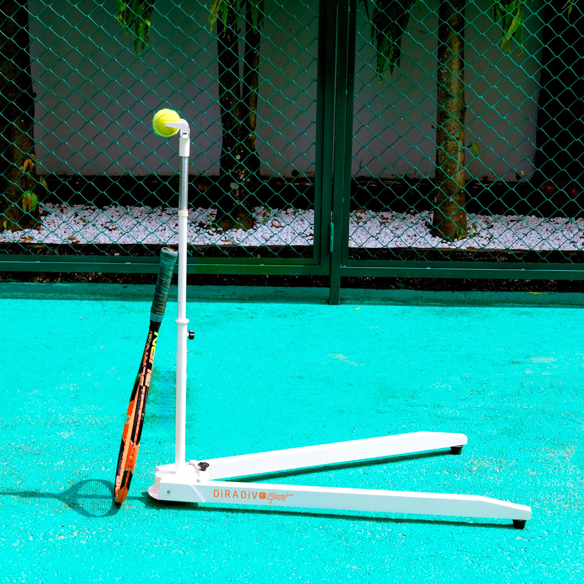 TENNIS
