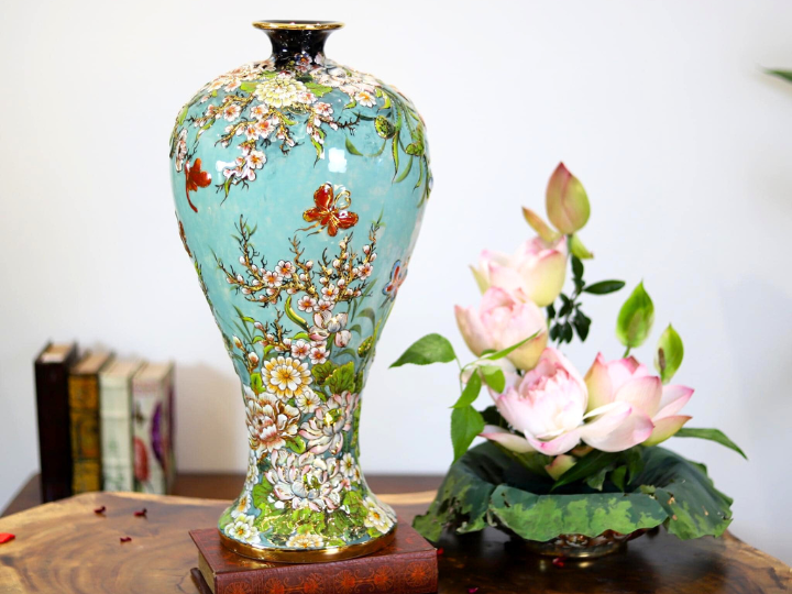 Lọ hoa gốm sứ