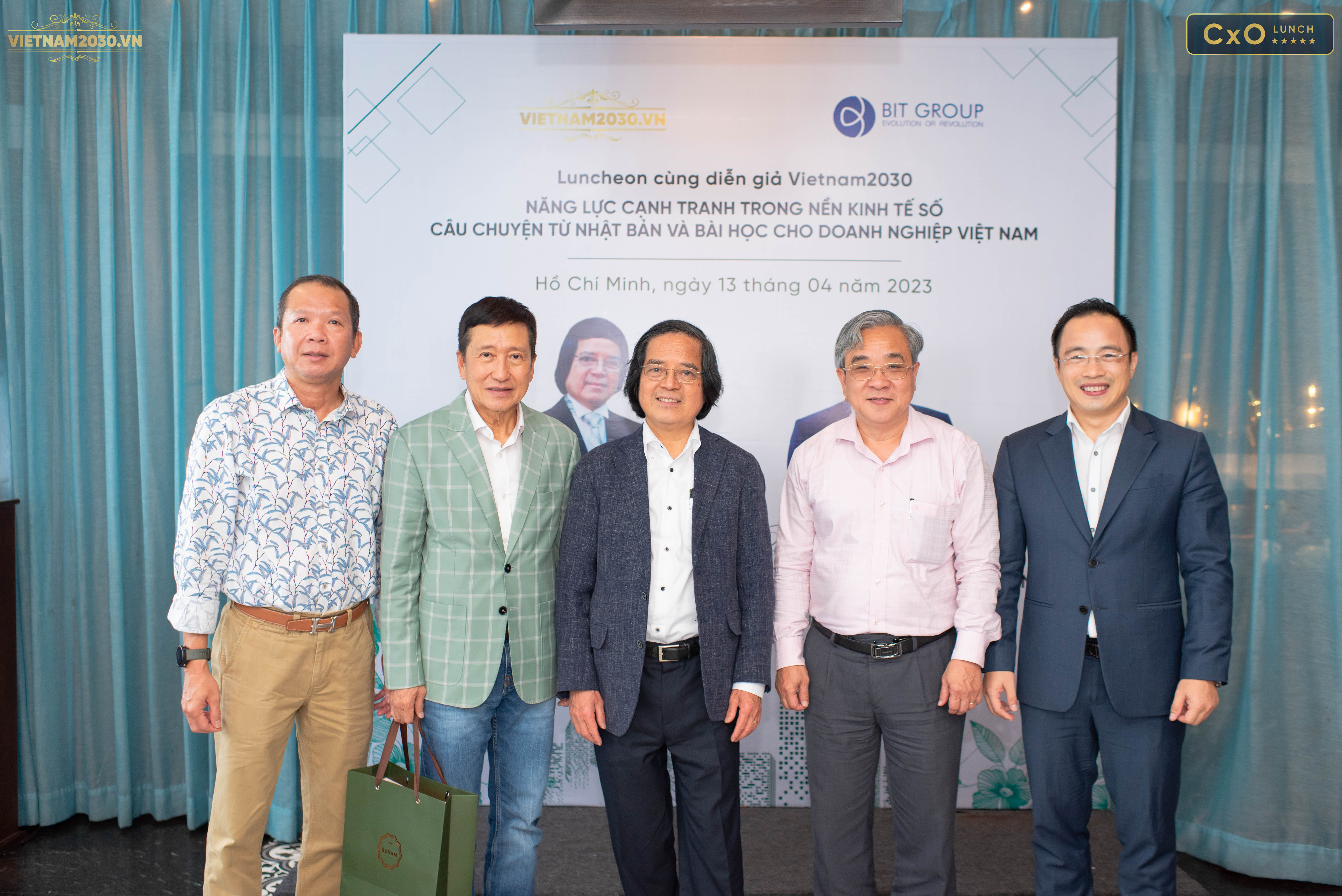 C&M| KHAI VẤN VÀ CỐ VẤN