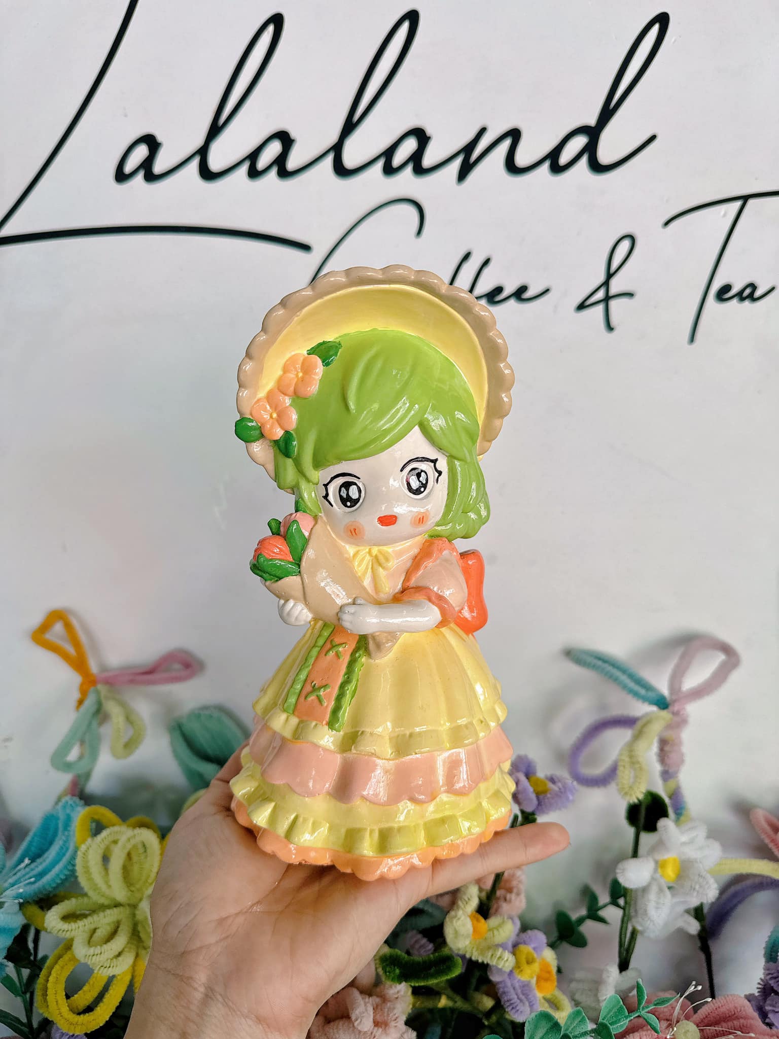 Tượng size lớn 'N1'