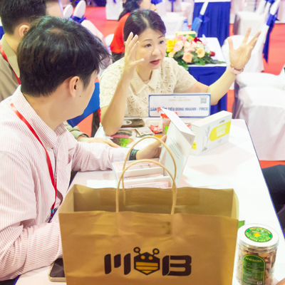 Ms. Minh Nhi / Hội chợ Phú Thọ
