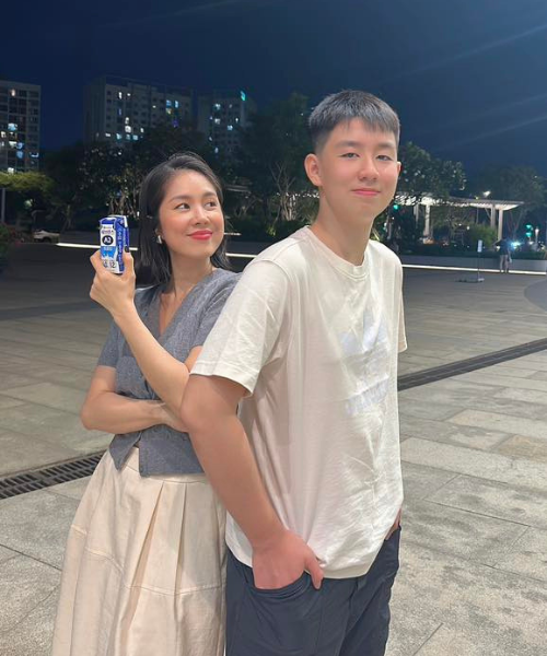 Lê Phương và con trai