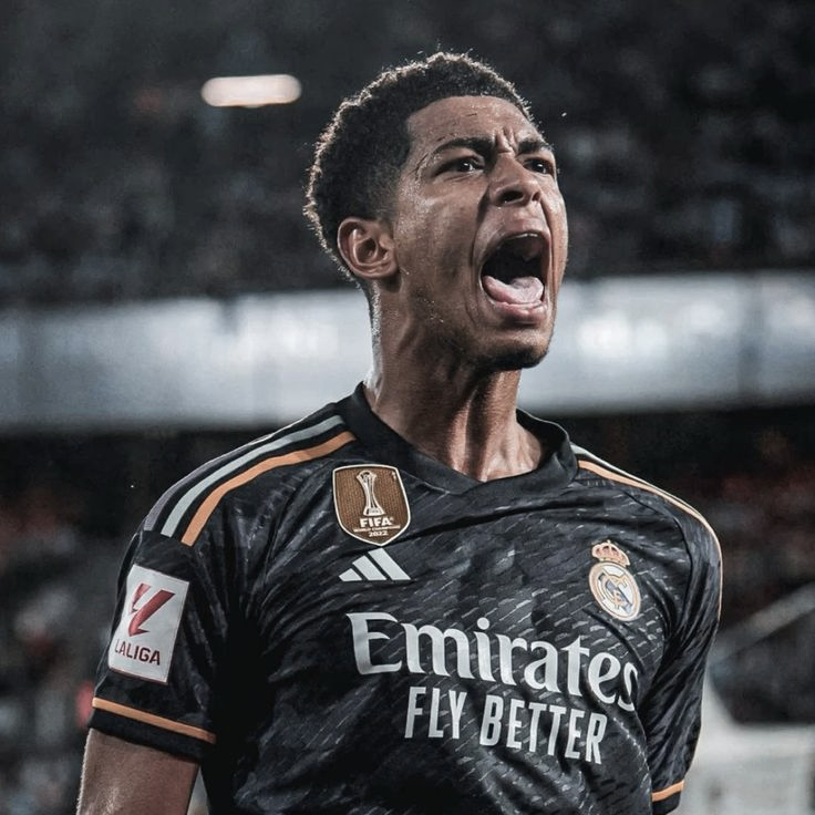 Tiền vệ trung tâm