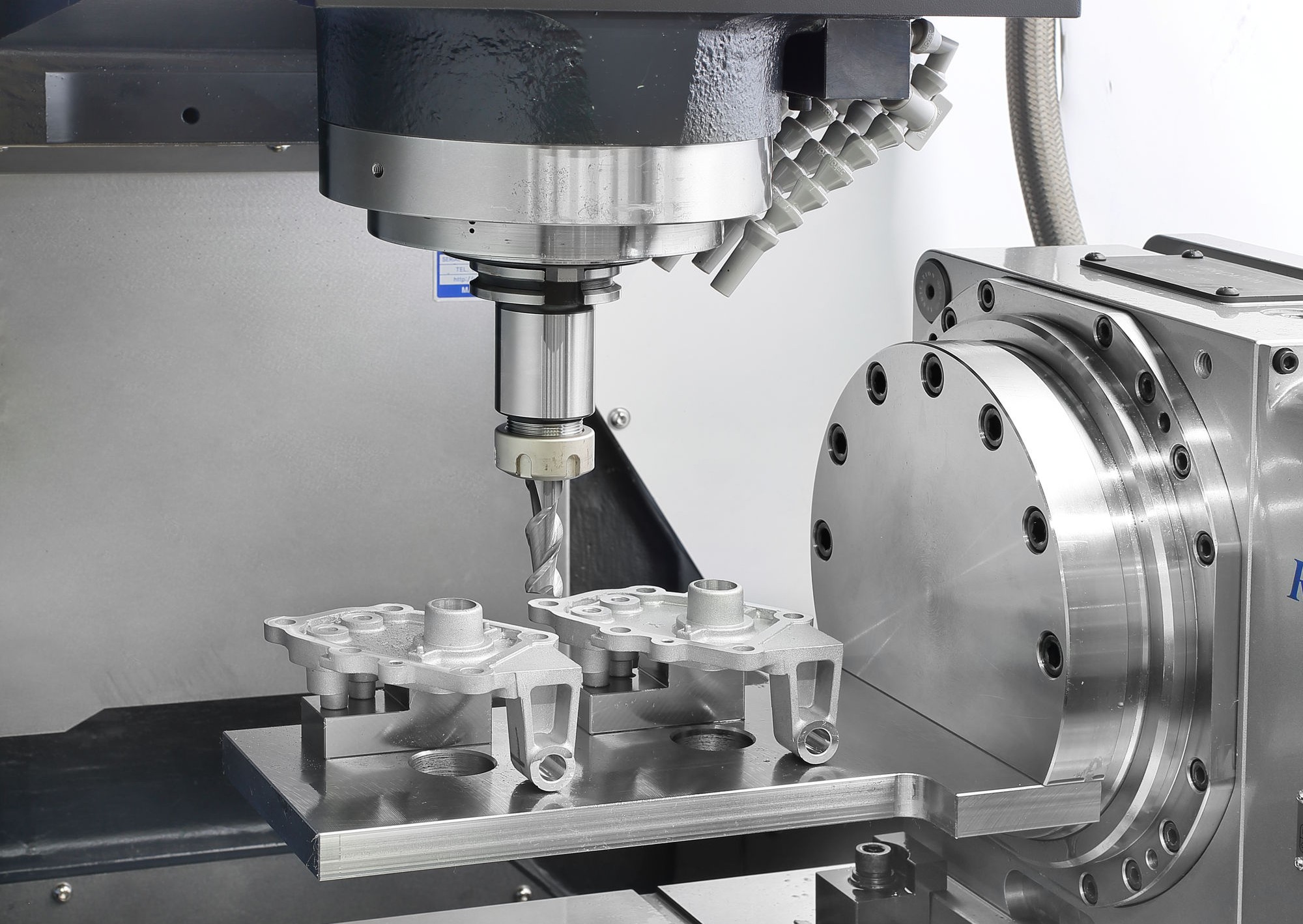 Máy phay CNC DOOSAN 