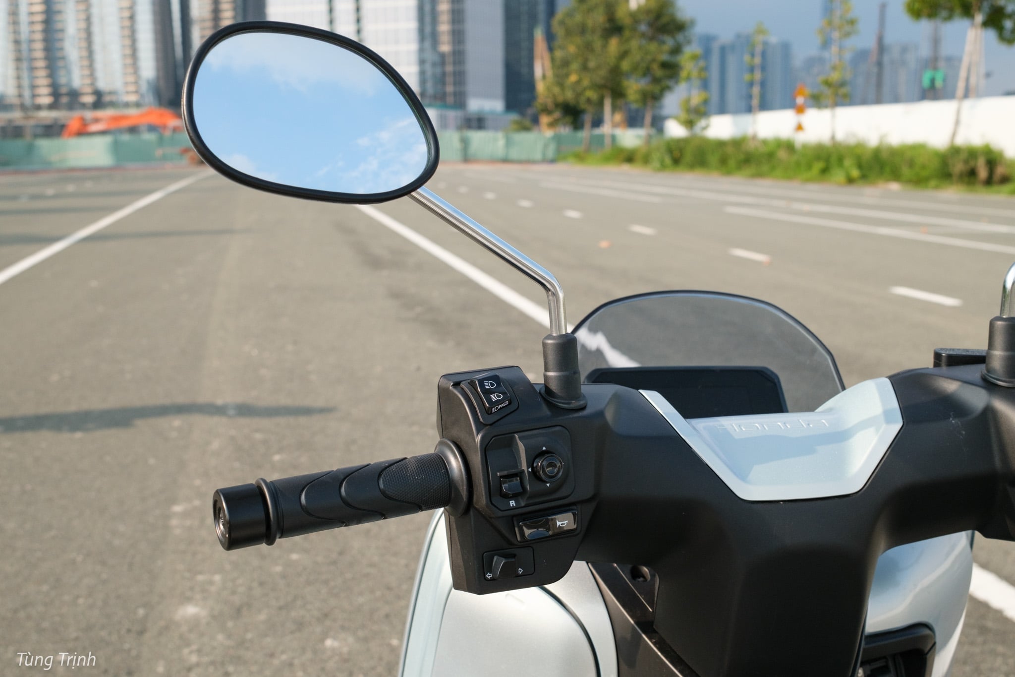 trai-nghiem-nhanh-honda-uc3-tinhte-12.jpg