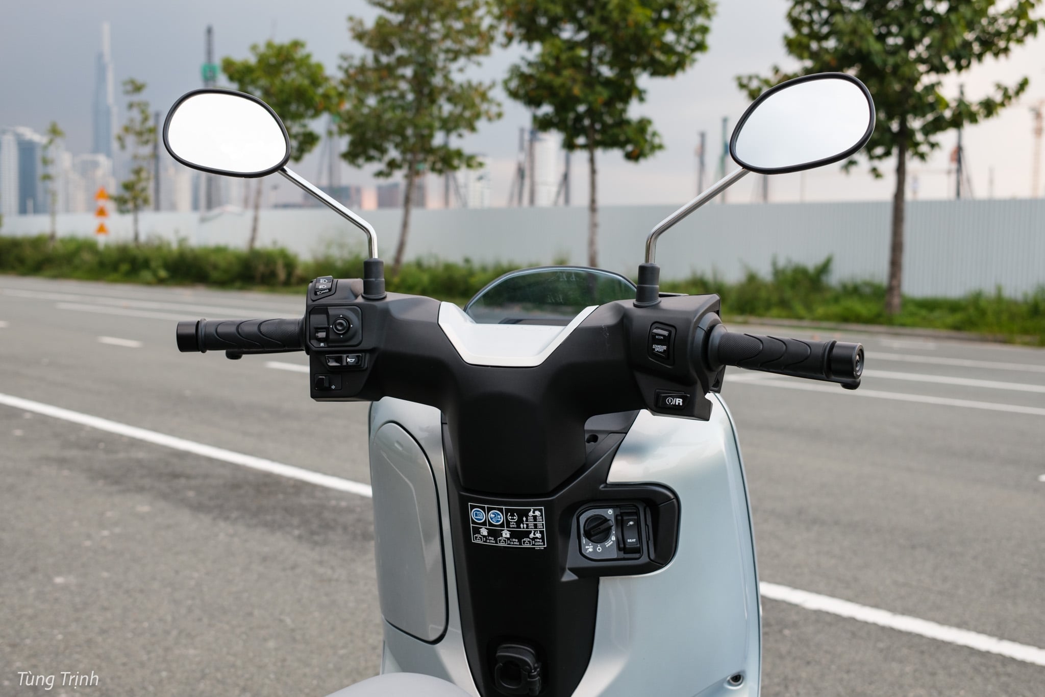 trai-nghiem-nhanh-honda-uc3-tinhte-21.jpg