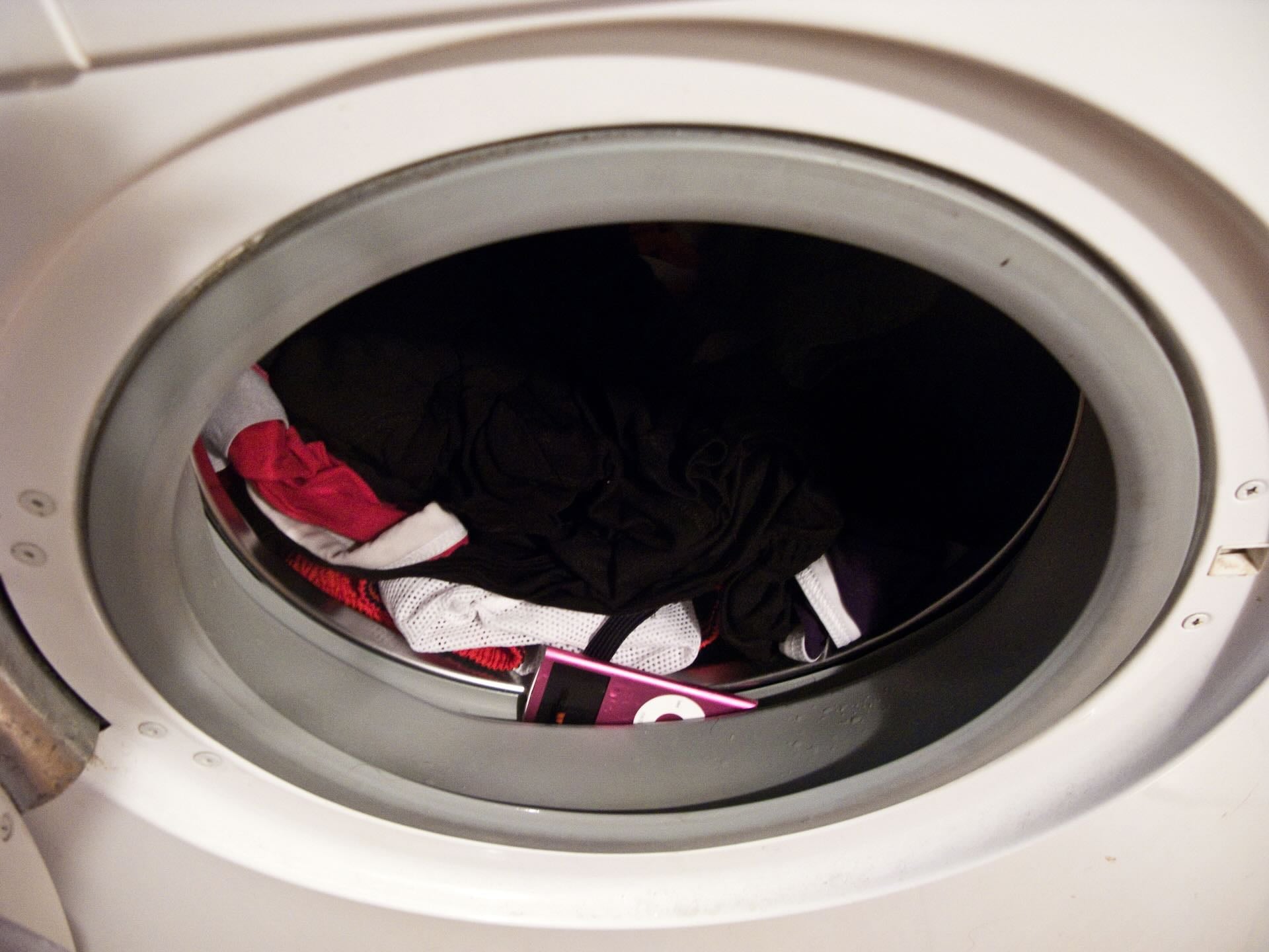 Prevent Mold Buildup by Airing and Drying Your Machine