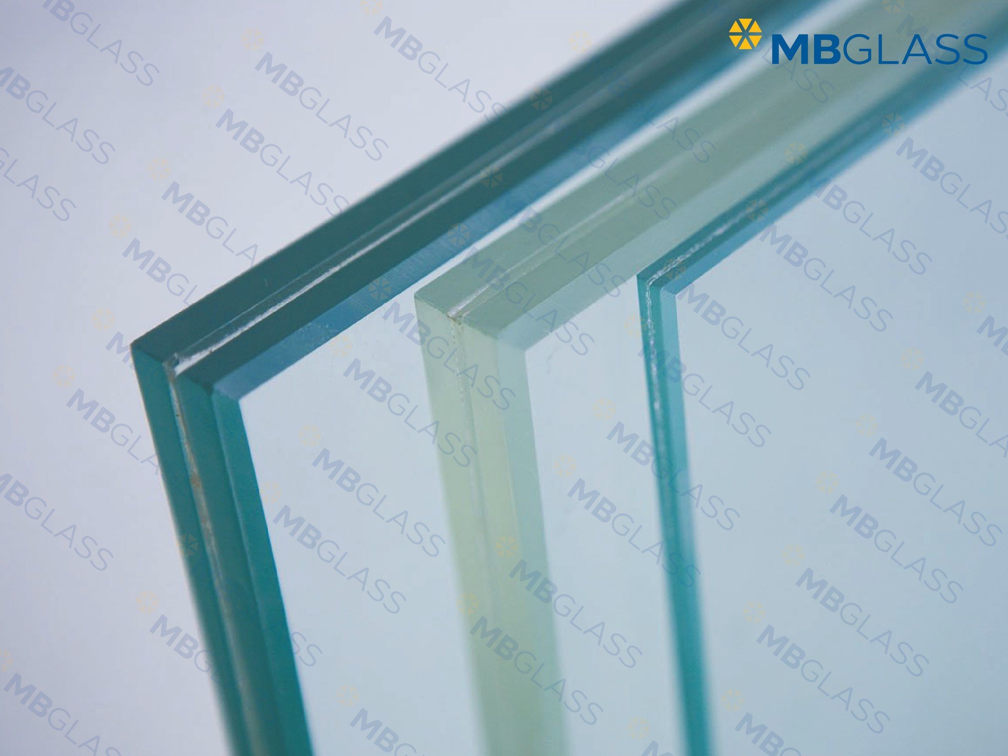 Kính dán an toàn MB Glass