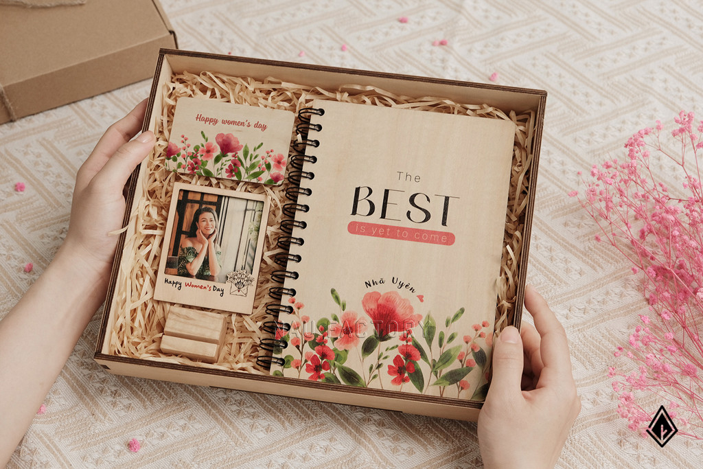 bst quà tặng phái nữ