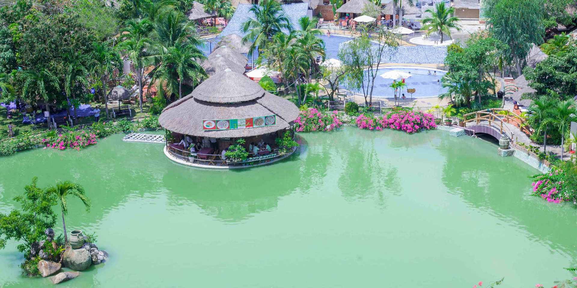 Tắm bùn Tháp Bà Nha Trang - điểm đến tuyệt vời !