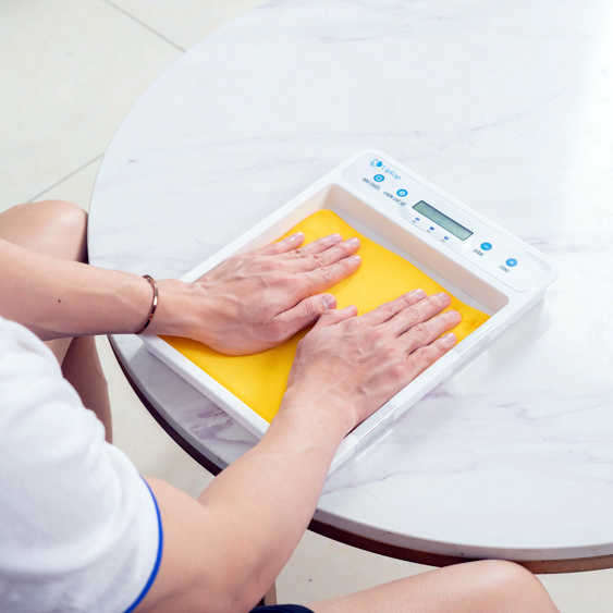 Cách giảm ra mồ hôi tay chân hiệu quả an toàn bằng máy Liplop Ms01