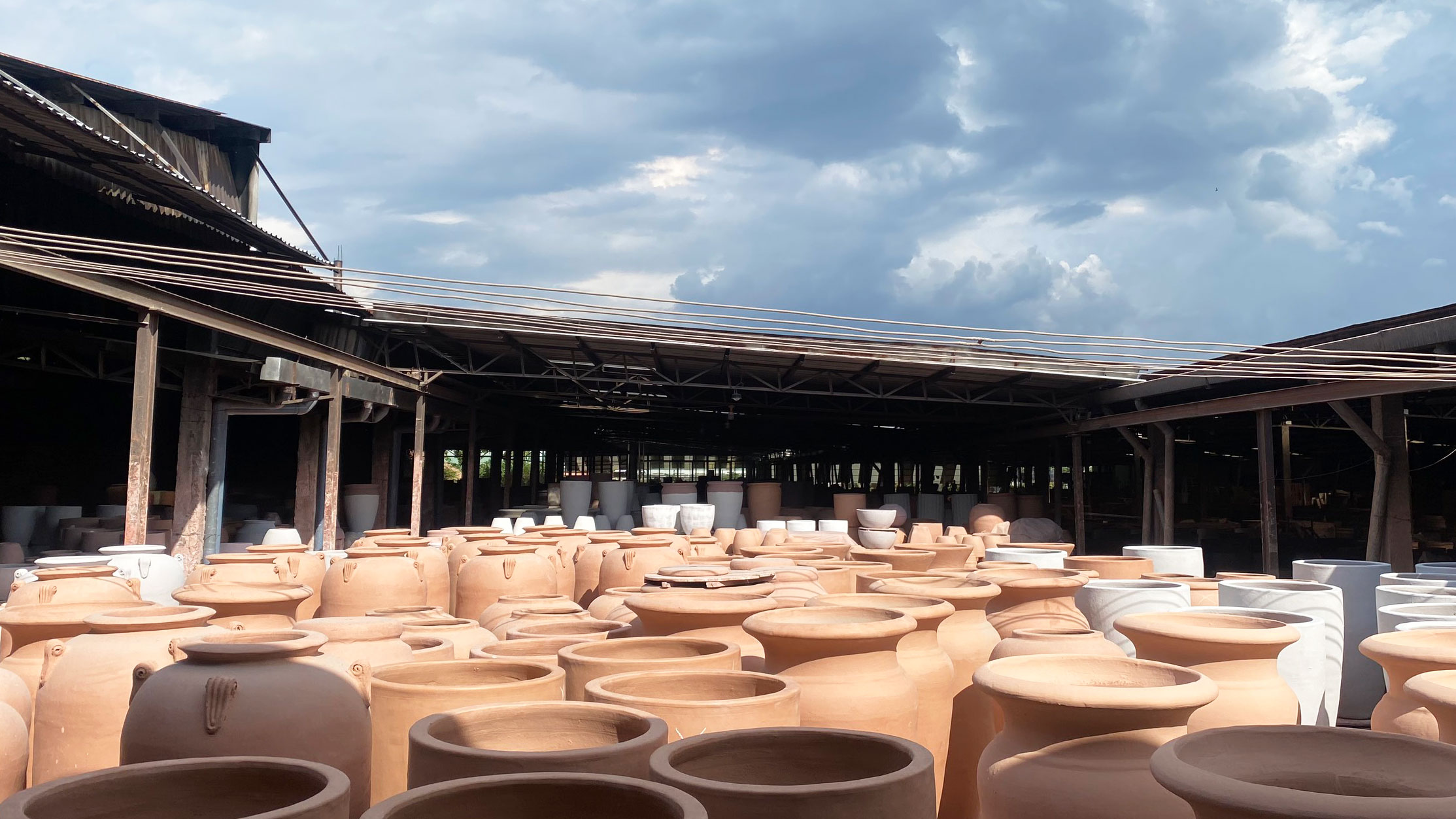 Aurora Pots Vietnam Pottery Manufacturer
