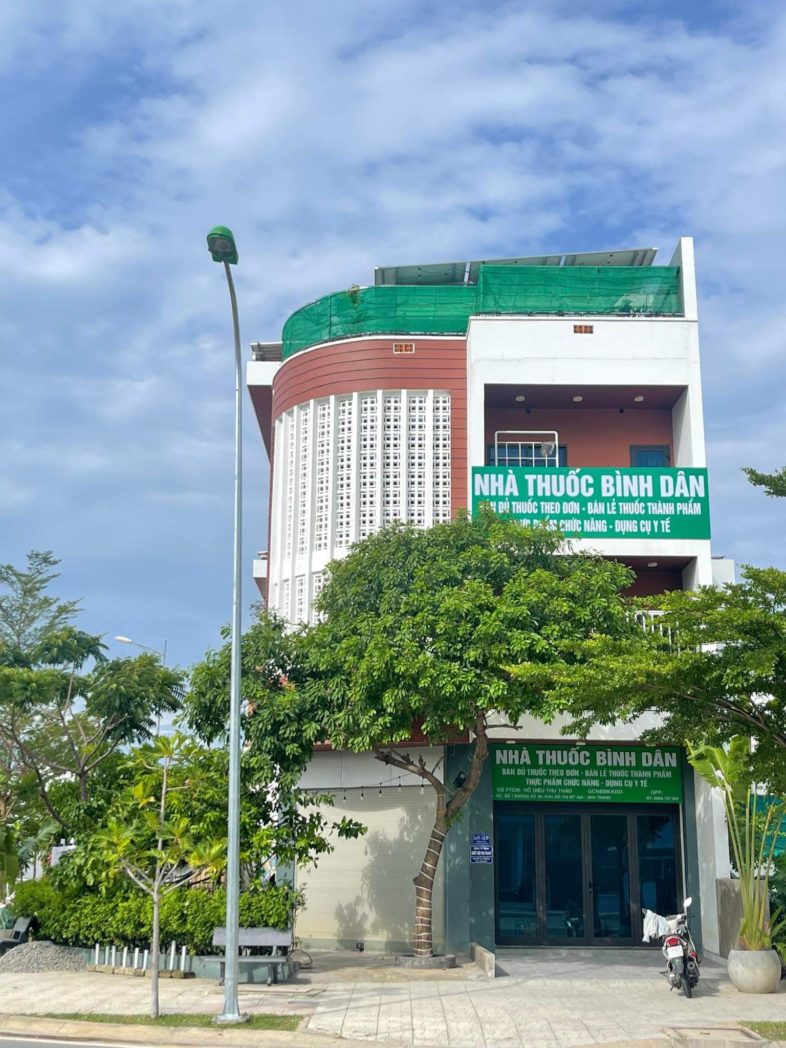 Bệnh viện Tâm Thần Hà Nội: Số 5, ngõ 467 Nguyễn Văn Linh, Quận Long Biên, Hà Nội