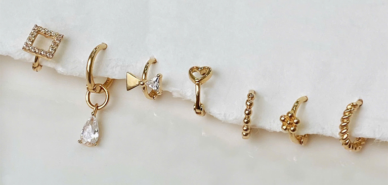 Khuyên tai chốt bi vàng 14k