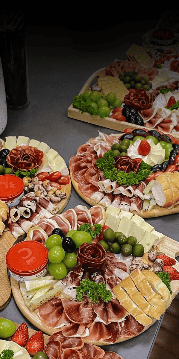 SET CHARCUTERIE