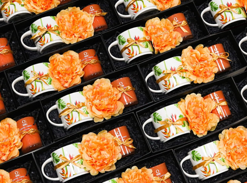 Thiết kế quà tặng Doanh Nghiệp
