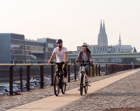 Đại lý Schwalbe chính hãng