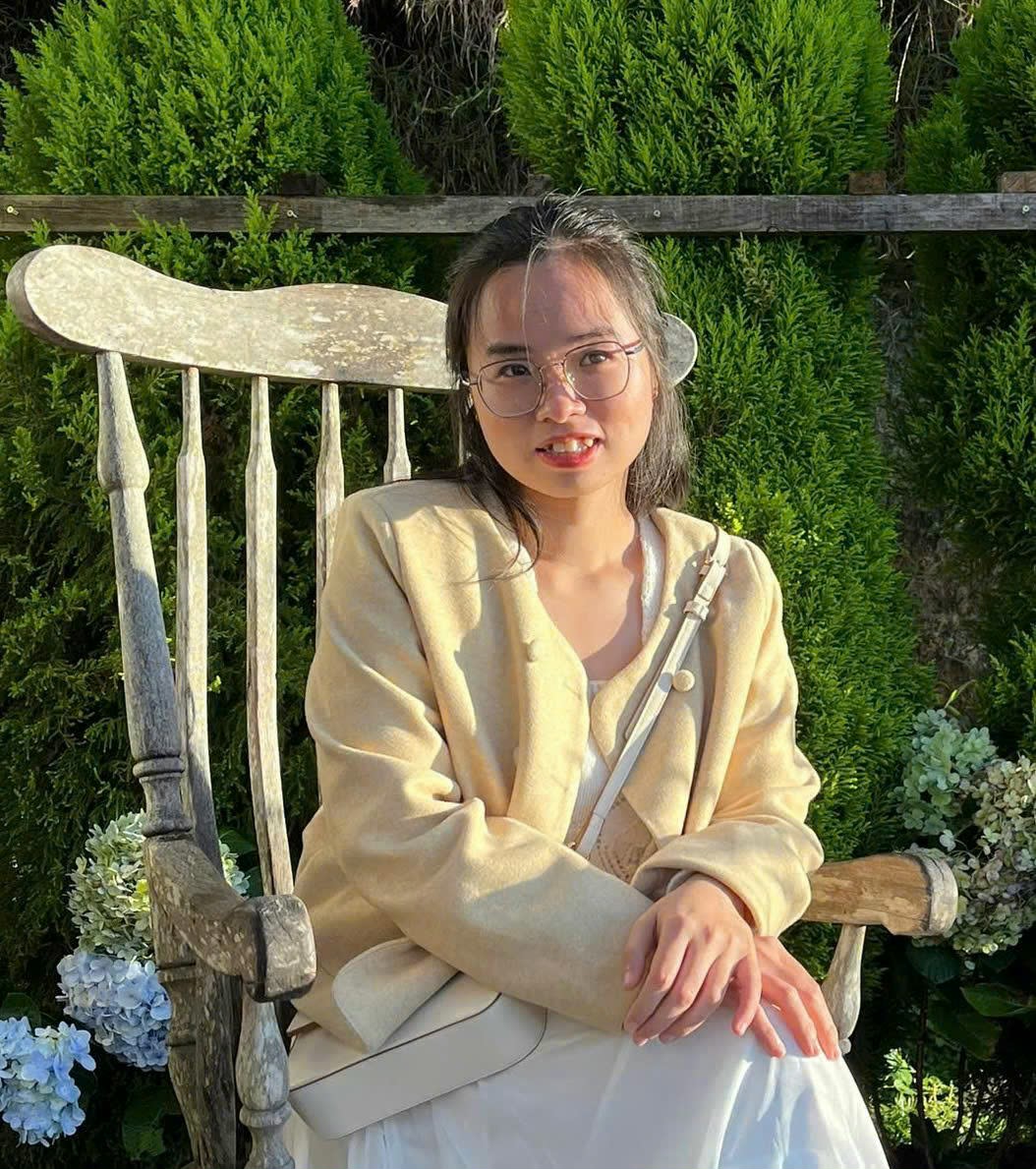 TRẦN THỊ THUỲ TRANG 