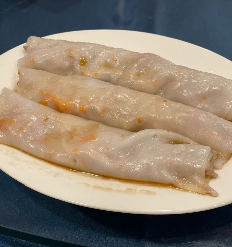 RICE NOODLE ROLLS WITH BBQ PORK
