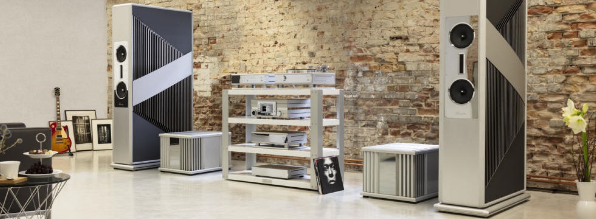 NGUỒN PHÁT BURMESTER