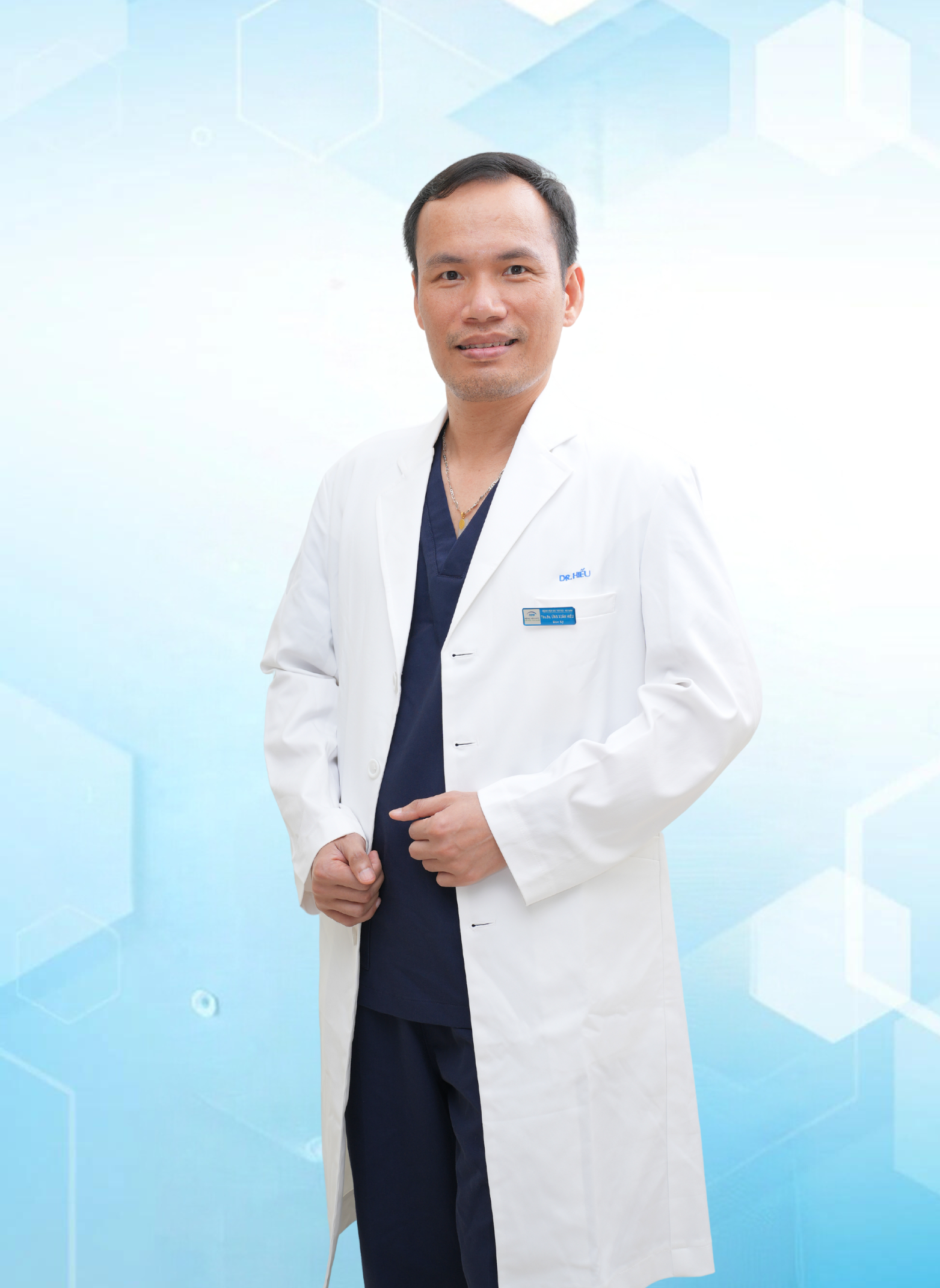 Ts.Bs <br>Ứng Xuân Hiếu