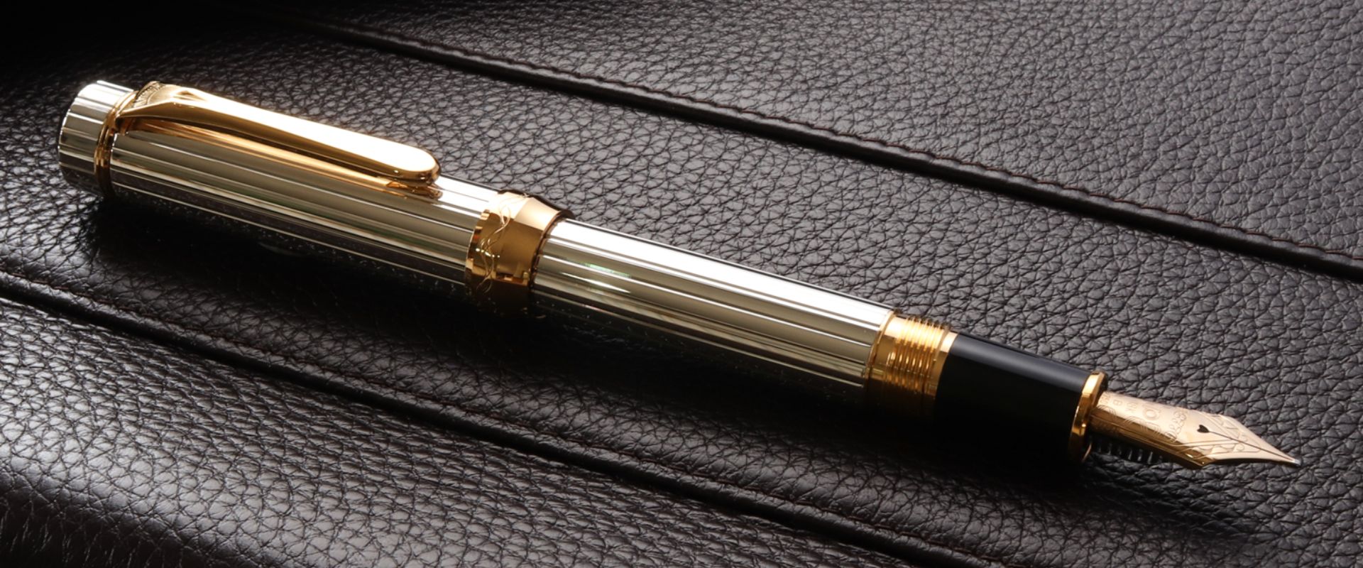 Bút Máy Nhật bản