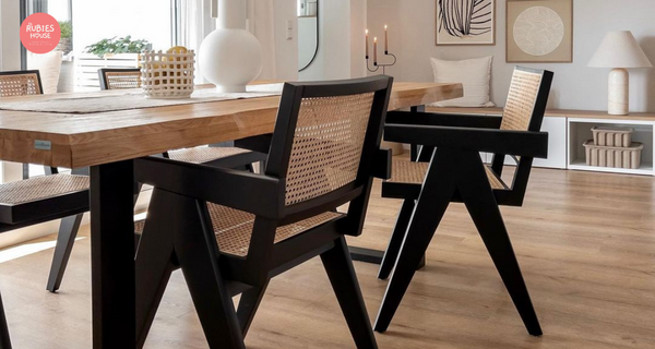 Bàn ăn Bắc Âu Rubies House