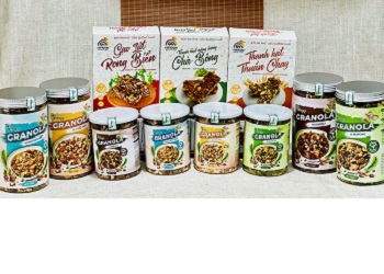 Granola và bánh hạt