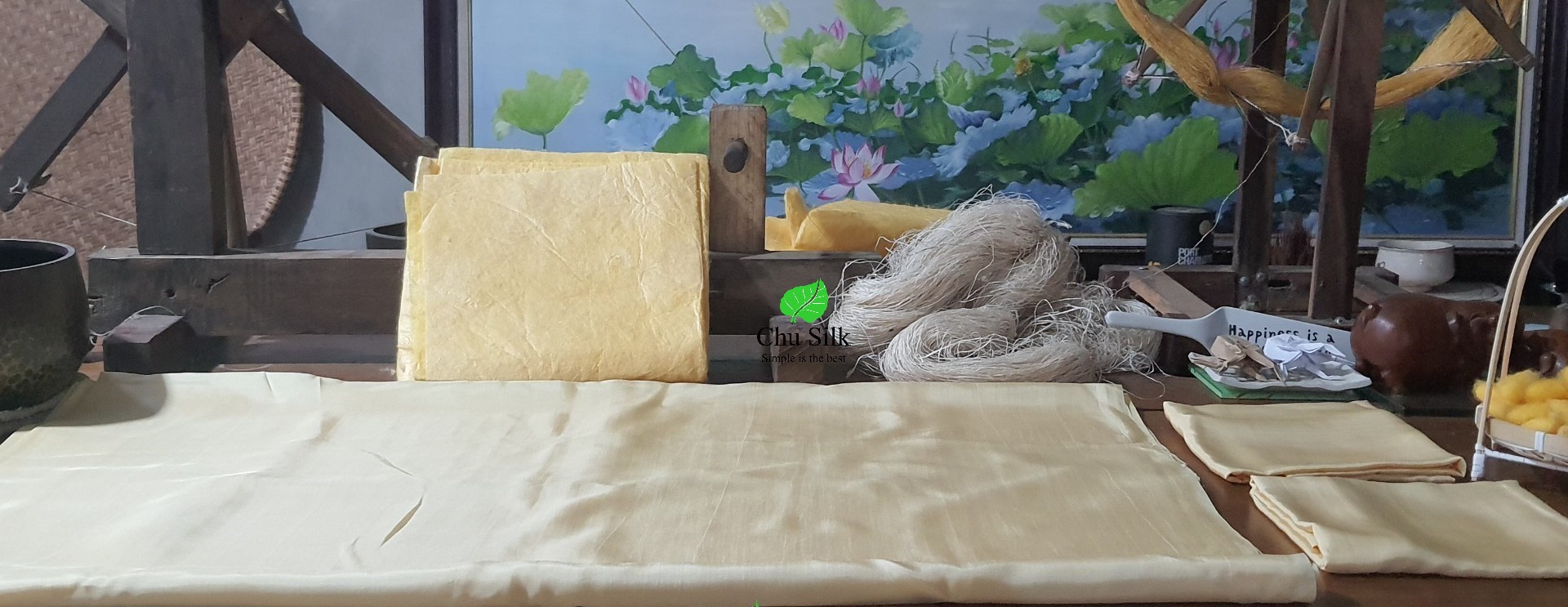 Khăn quàng lụa