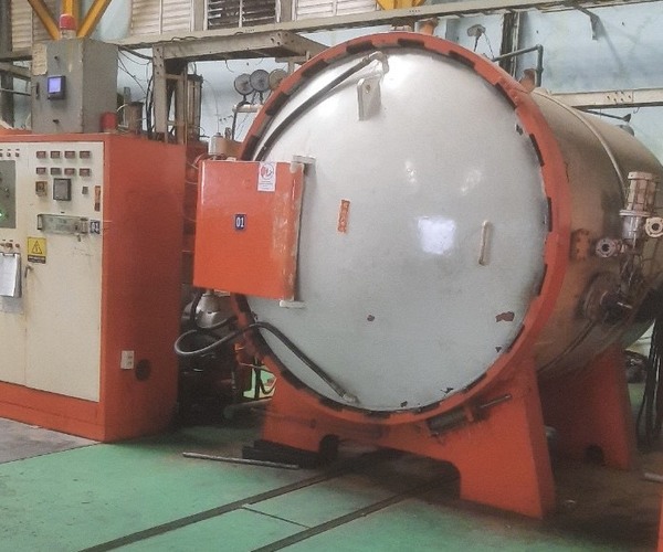 Nhiệt luyện chân không