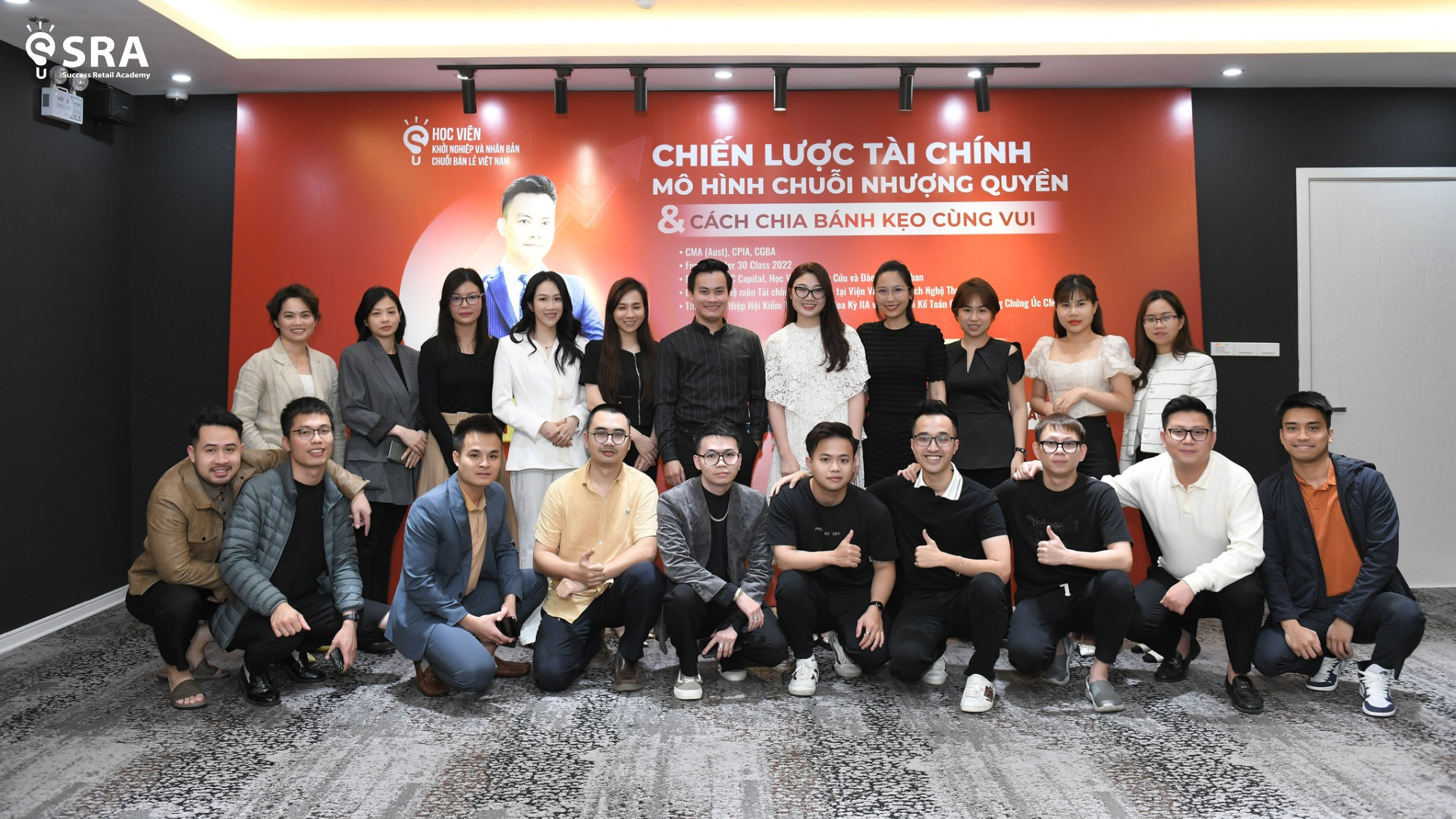 SRA - TRƯỜNG DOANH NHÂN BÁN LẺ VÀ NHƯỢNG QUYỀN VIỆT NAM-gallery