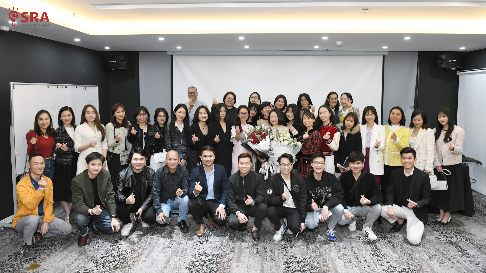 SRA - TRƯỜNG DOANH NHÂN BÁN LẺ VÀ NHƯỢNG QUYỀN VIỆT NAM-gallery
