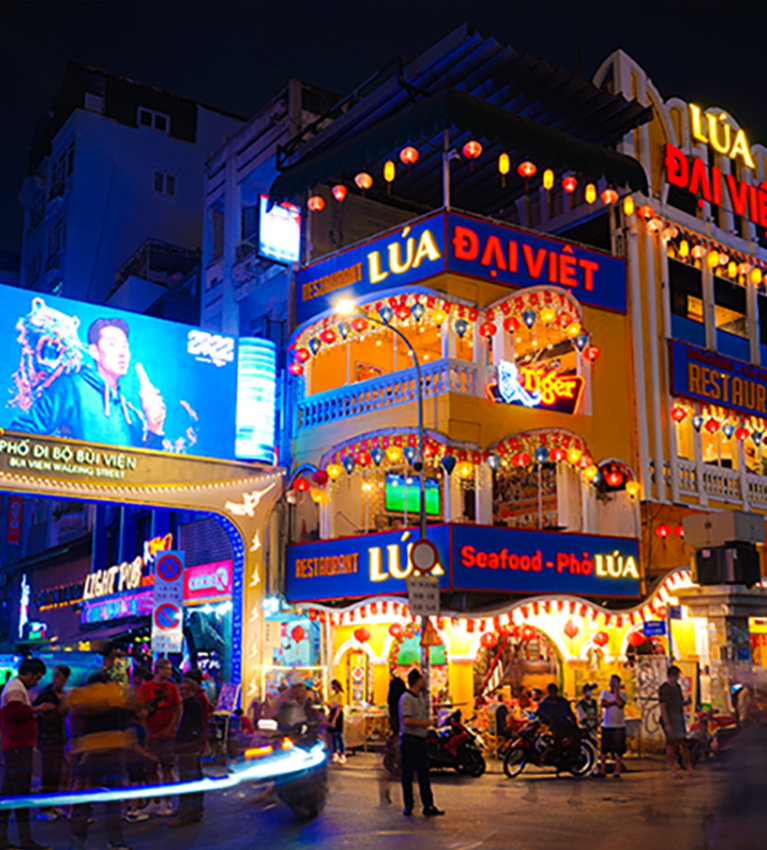 Không gian ngoài nhà hàng