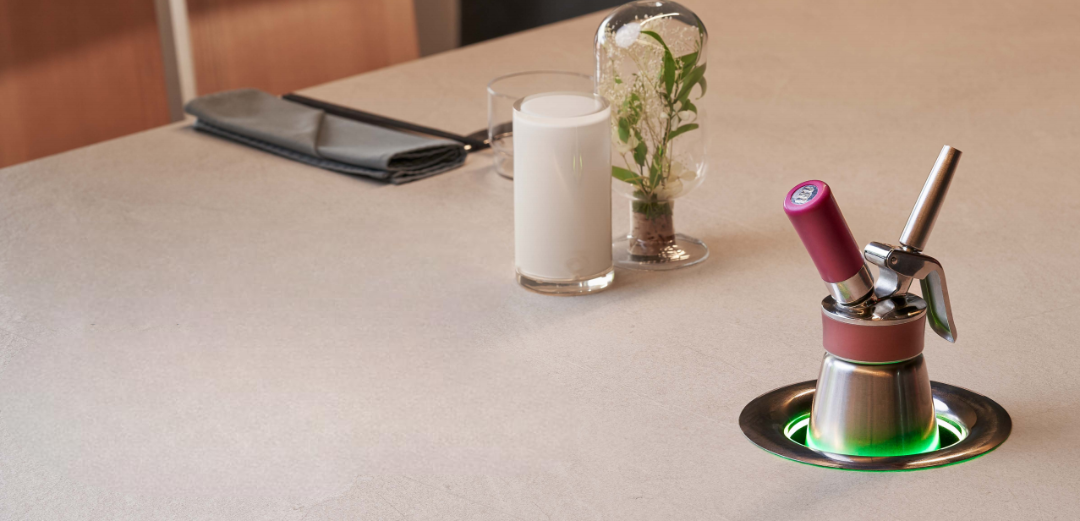 Velacucina countertop features