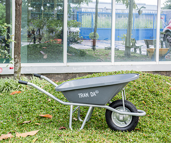 HIGH QUALITY VIETNAM WHEELBARROW