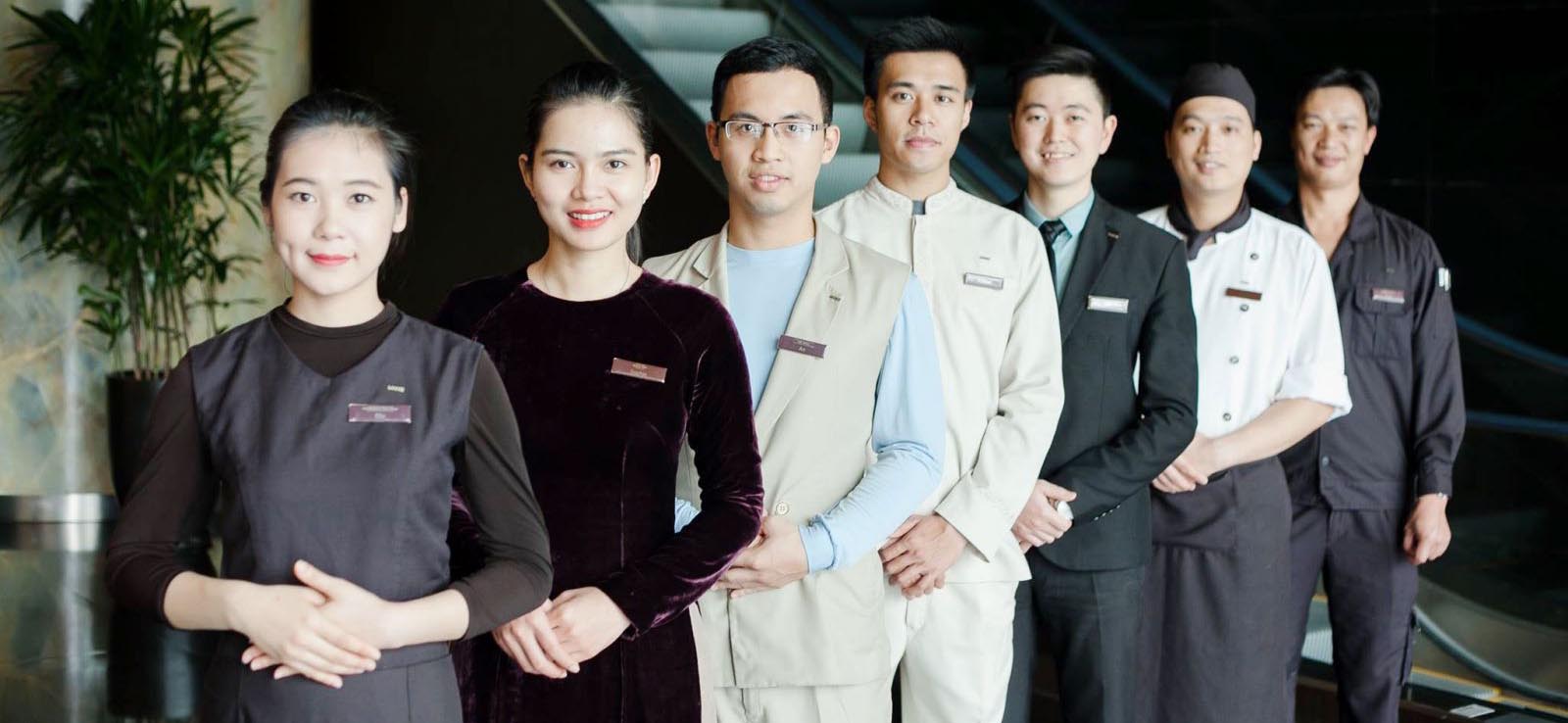 ĐỒNG PHỤC NHÀ HÀNG - KHÁCH SẠN