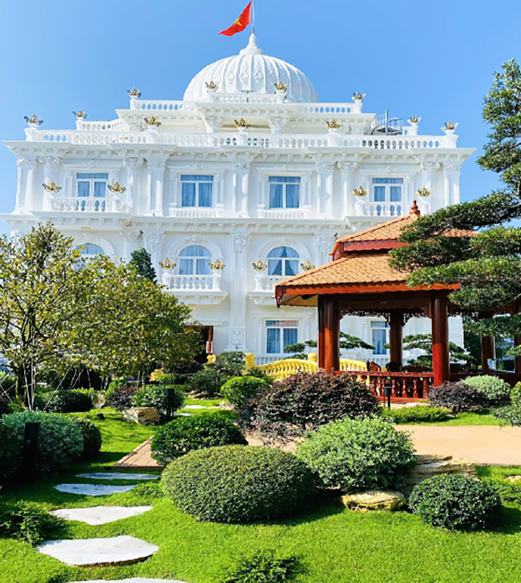 Mang đến cho khách hàng những sản phẩm và dịch vụ tốt nhất